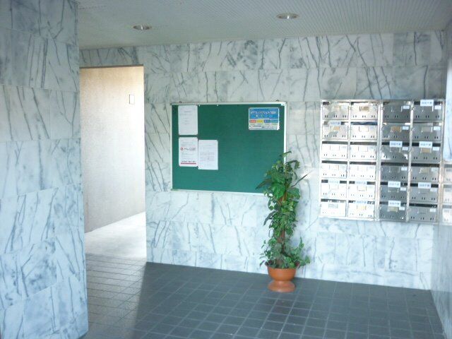 拡大写真:津山市小田中 5階501のロビー
