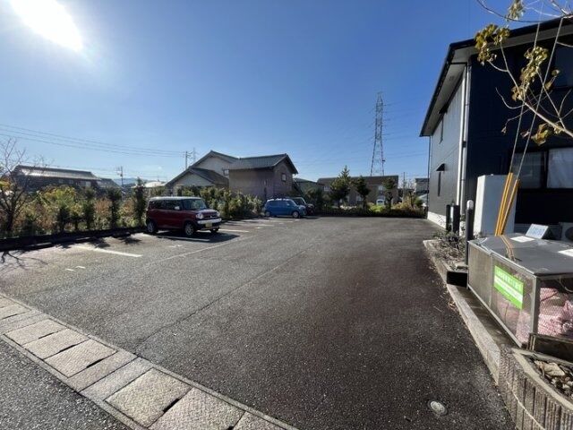 拡大写真:アコルデ B棟 1階B101の駐車場