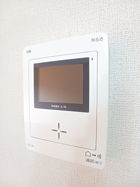 拡大写真:レイク ルイーズ A 1階103のセキュリティ