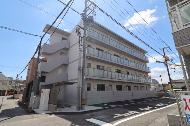 拡大写真：グレイス厚生町 2階205の建物外観