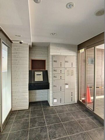 拡大写真:大供Aマンション 9階905のエントランス