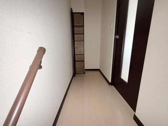 拡大写真:岡山市北区南方4丁目 1階201の収納