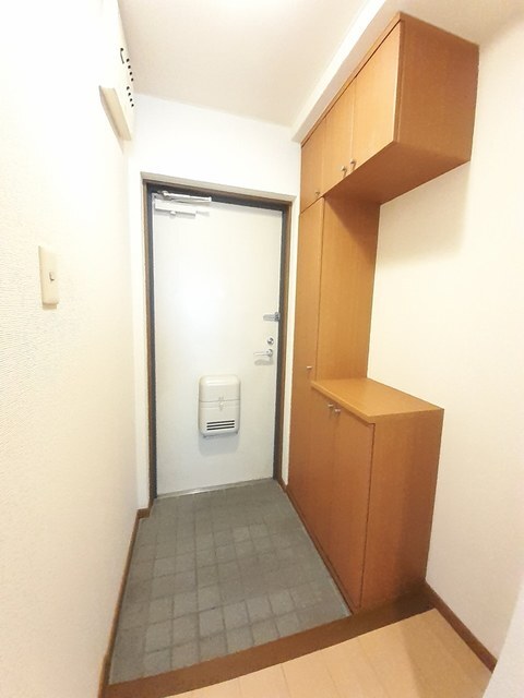 拡大写真:クレールコート 2階204の玄関