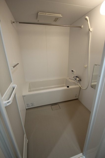 拡大写真:ピュアロイヤル大元 7階705のバス・シャワールーム