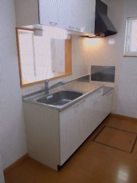 拡大写真:リヴィエール 1階101のキッチン