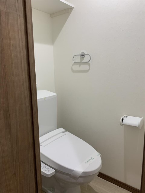 拡大写真：エスト東古松 6階601のトイレ