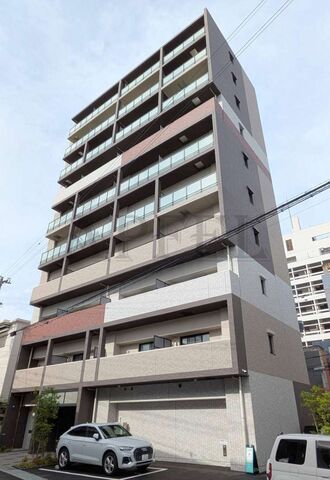 シャテーニュ上本町の外観