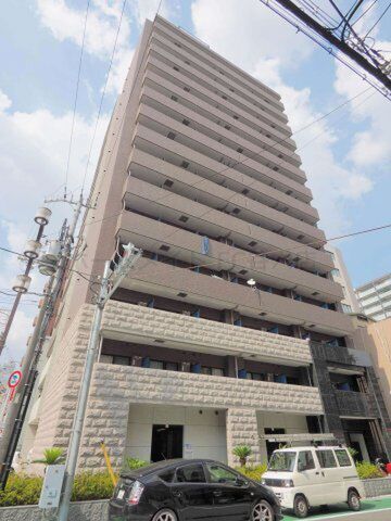 S-RESIDENCE難波Brillerの外観