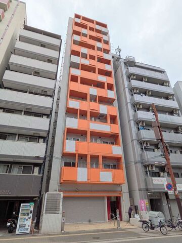 ZEUS難波CUBEの外観