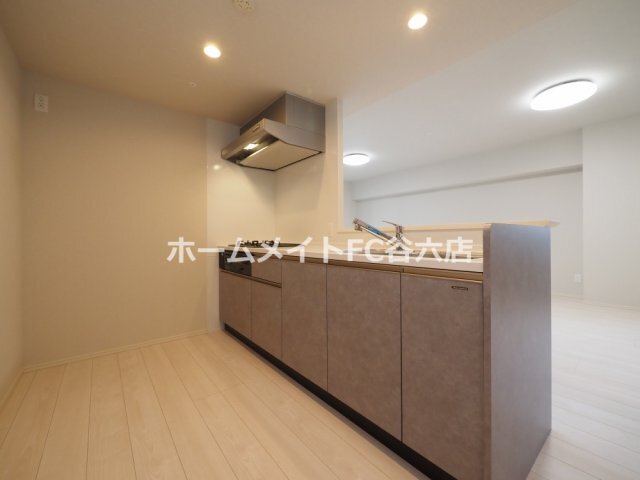 拡大写真:グランセジュール大国町 4階401のキッチン