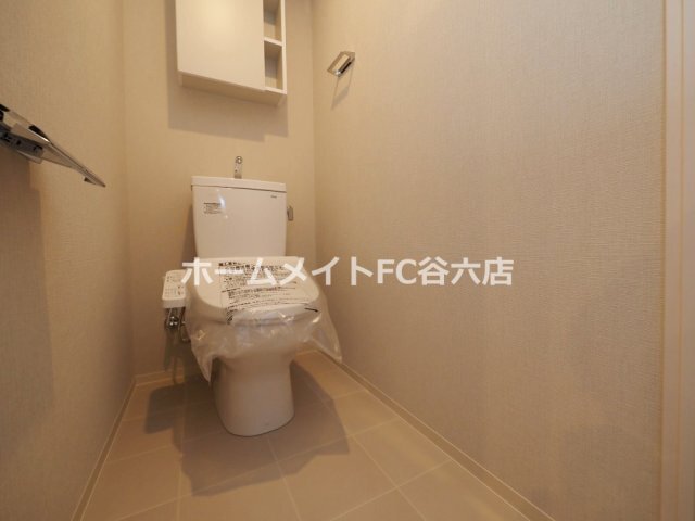 拡大写真:グランセジュール大国町 4階401のトイレ