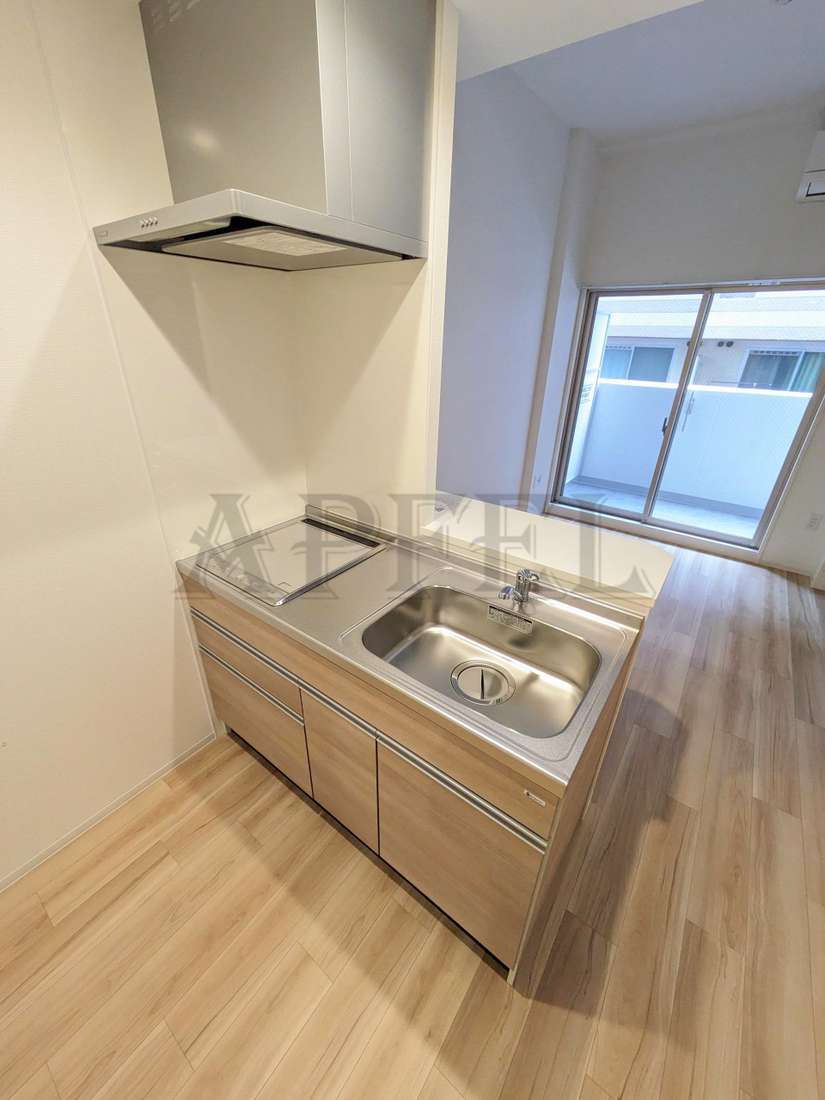 拡大写真:セレニテ難波ミラク壱番館 12階1202のキッチン