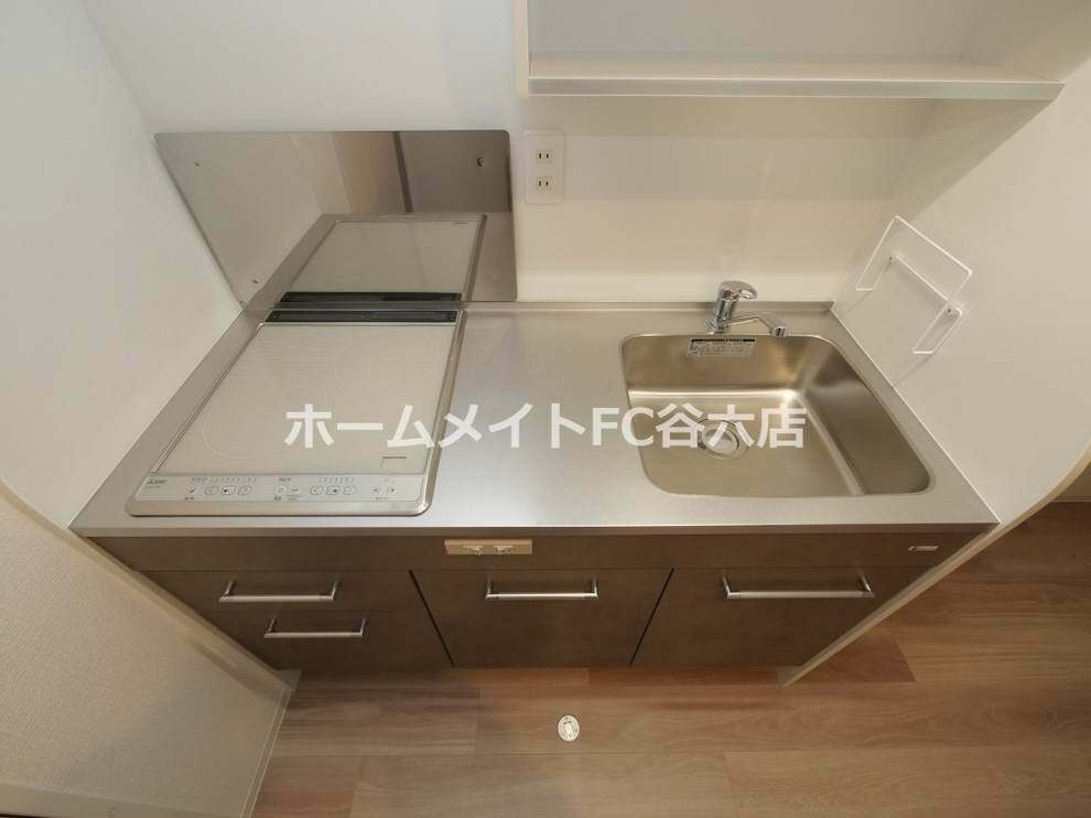 拡大写真:コンフォリア・リヴ淡路町一丁目 4階403のキッチン
