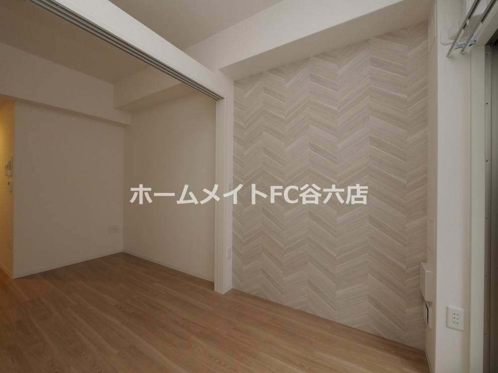 拡大写真:コンフォリア・リヴ淡路町一丁目 2階204の洋室