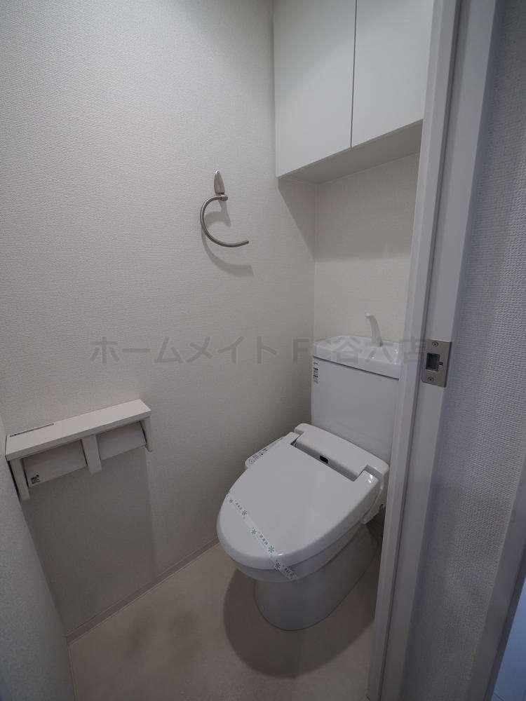 拡大写真:SERENiTE本町エコート 8階813のトイレ