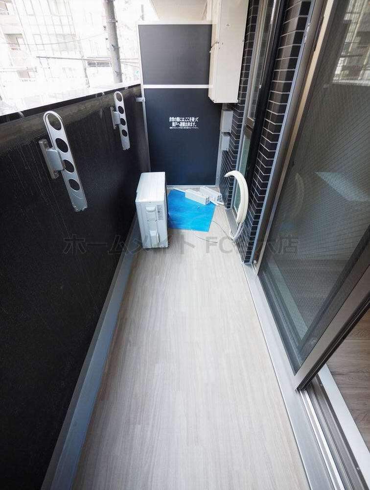拡大写真:プレサンス松屋町グレース 9階904のバルコニー