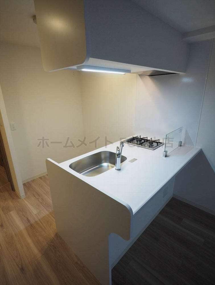 拡大写真:プレサンス松屋町グレース 9階904のキッチン