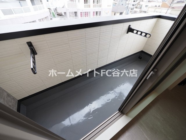 拡大写真:S-MOVE大阪鶴見 3階301のバルコニー