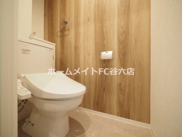 拡大写真:S-MOVE大阪鶴見 3階301のトイレ