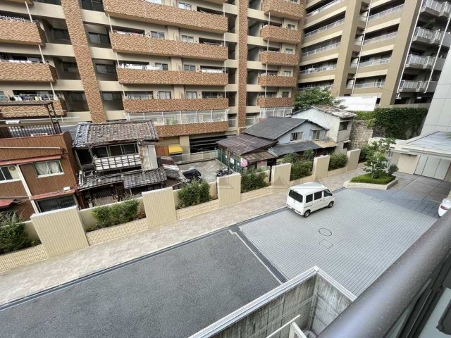 拡大写真:La Douceur谷町 4階408の展望
