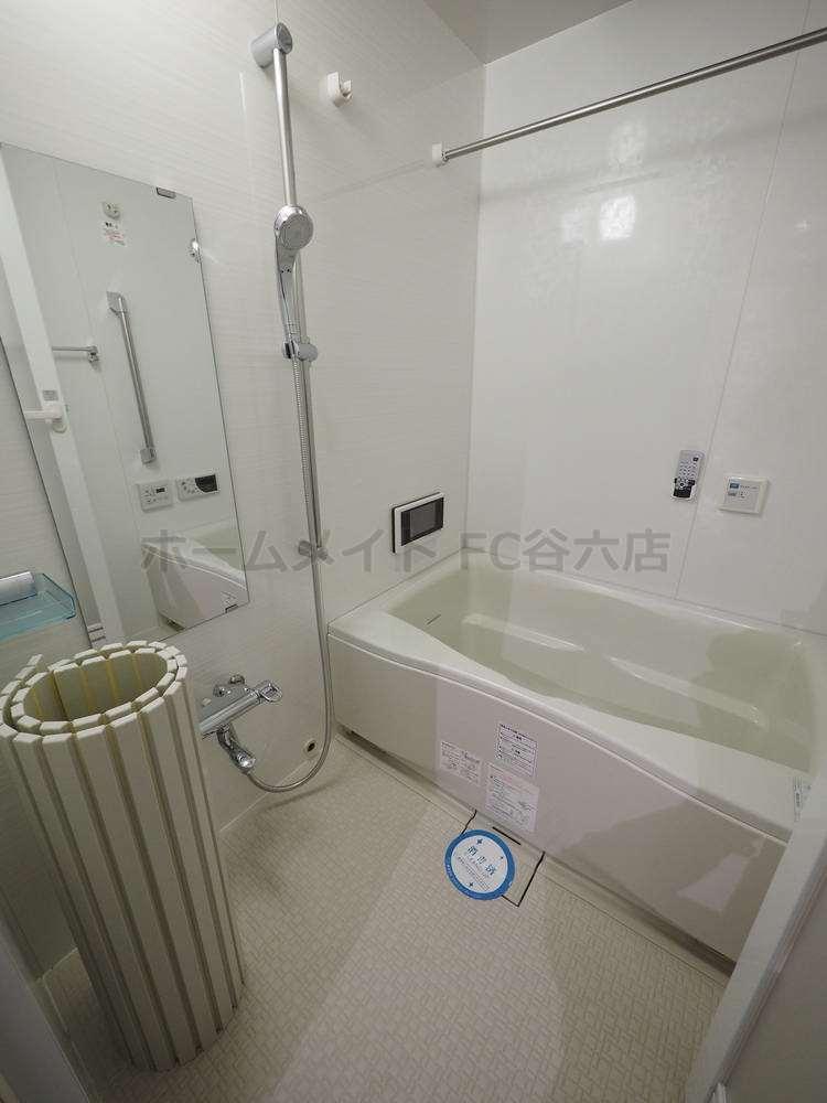 拡大写真:URBAN FLATS中之島 5階501の風呂