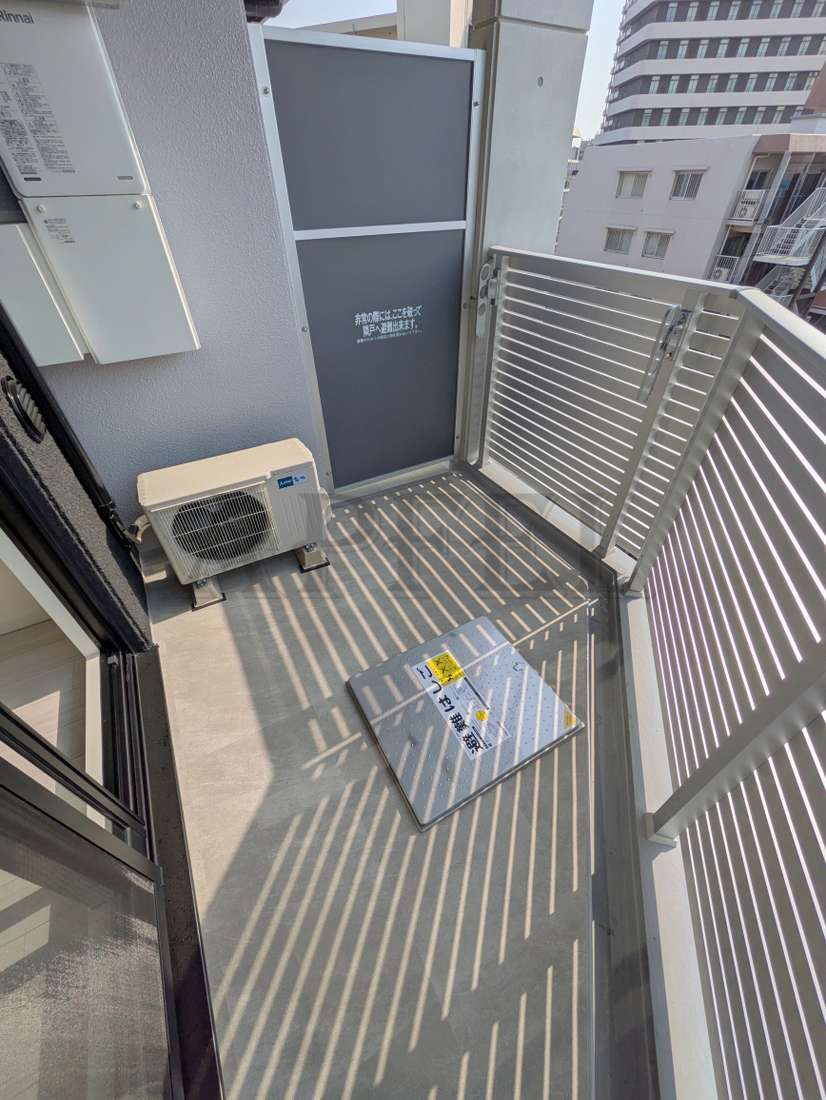 拡大写真:S-RESIDENCE阿波座bouncy 4階404のバルコニー