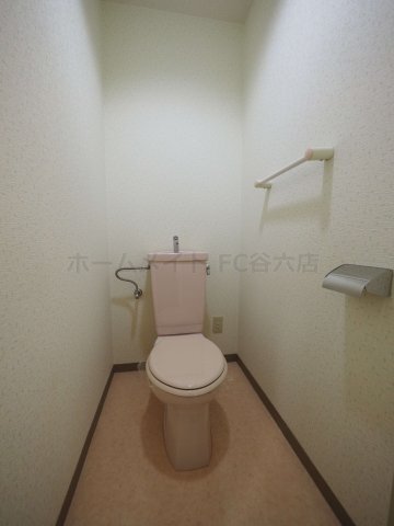 拡大写真:ゼンラフォーレ 4階402のトイレ
