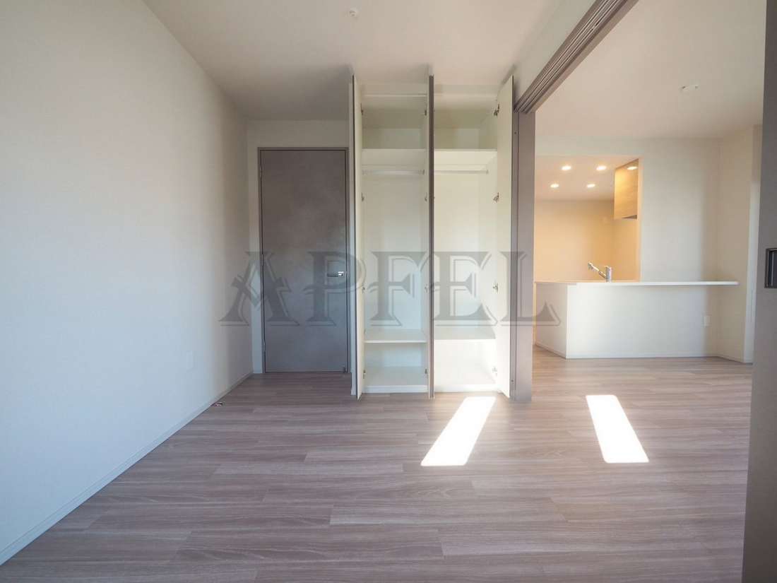 拡大写真:SK RESIDENCES SHINSAIBASHI 6階601の洋室