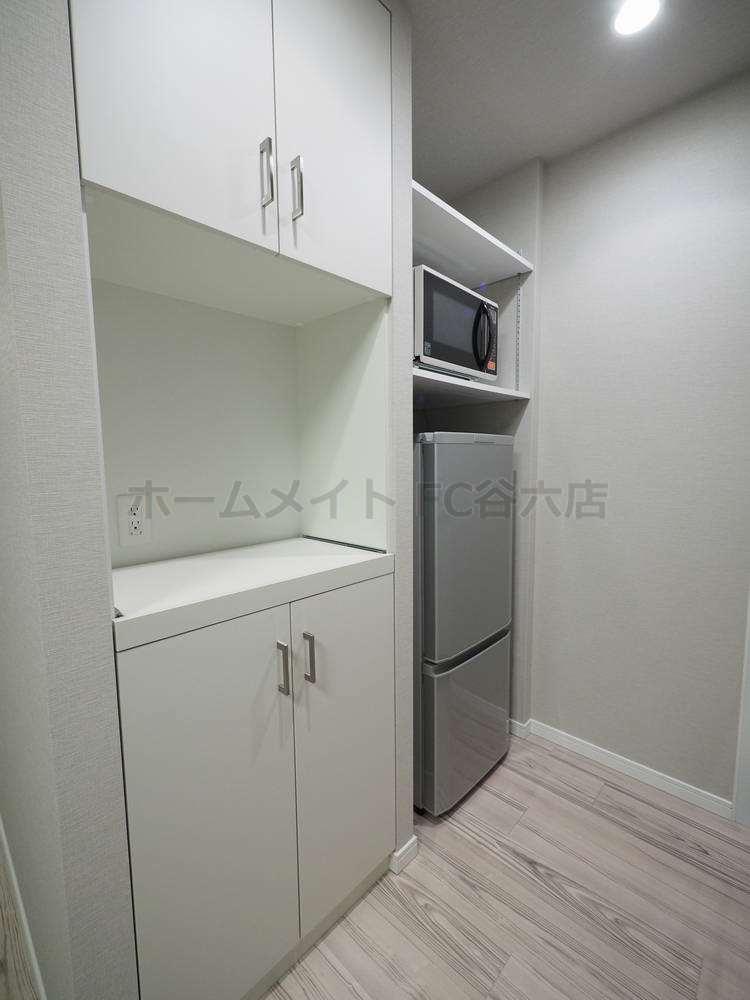 拡大写真:パークアクシス心斎橋 13階1301のキッチン