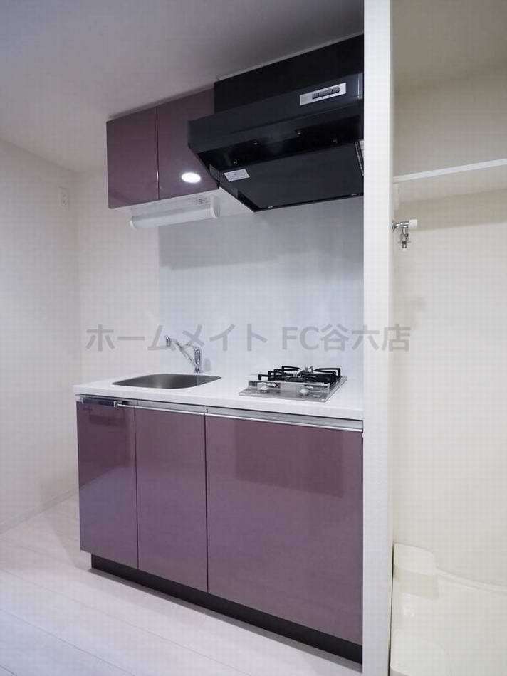 拡大写真:プレサンス新町ウィズジョイ 5階503のキッチン