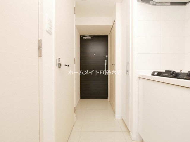拡大写真:S-RESIDENCE難波Briller 3階306の玄関