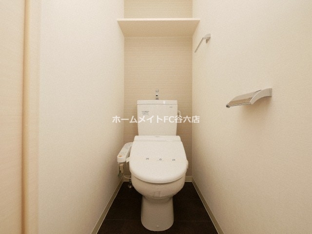 拡大写真:S-RESIDENCE難波Briller 3階306のトイレ