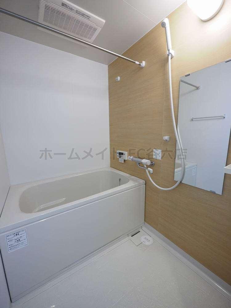 拡大写真:アーバンフラッツ心斎橋 9階906の風呂