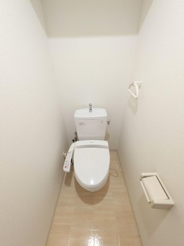 拡大写真:Ocean松屋町 9階902のトイレ