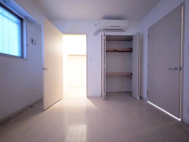 拡大写真:Ocean松屋町 9階902の寝室