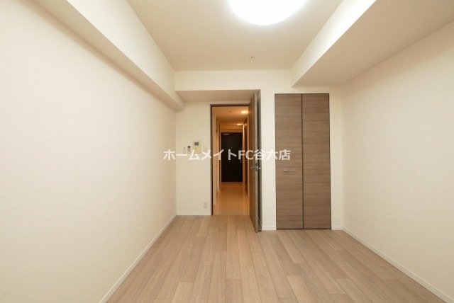 拡大写真:S-RESIDENCE難波Briller 9階909の居間