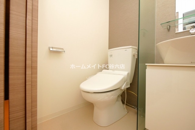 拡大写真:S-RESIDENCE難波Briller 9階909のトイレ