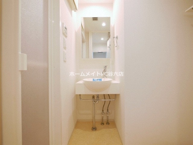 拡大写真:APRILE南森町 3階301のセレニテ南森町