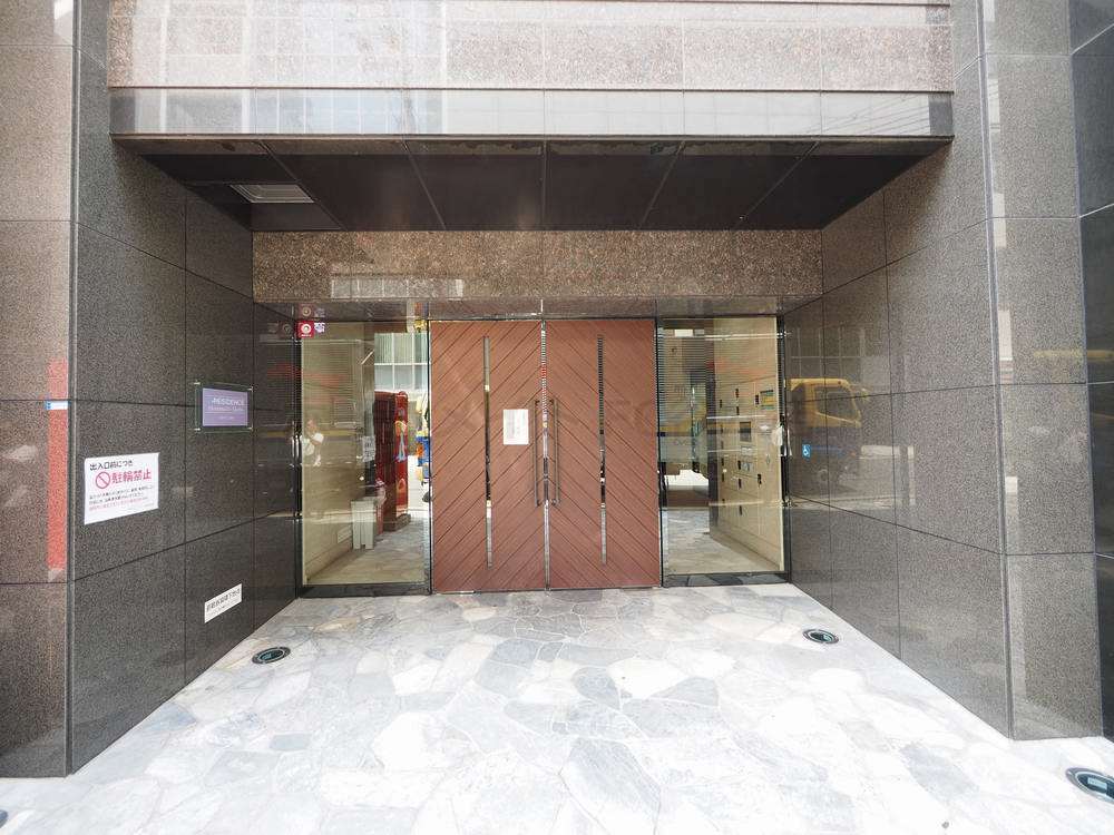 拡大写真:S-RESIDENCE Hommachi Marks 12階1202のエントランス