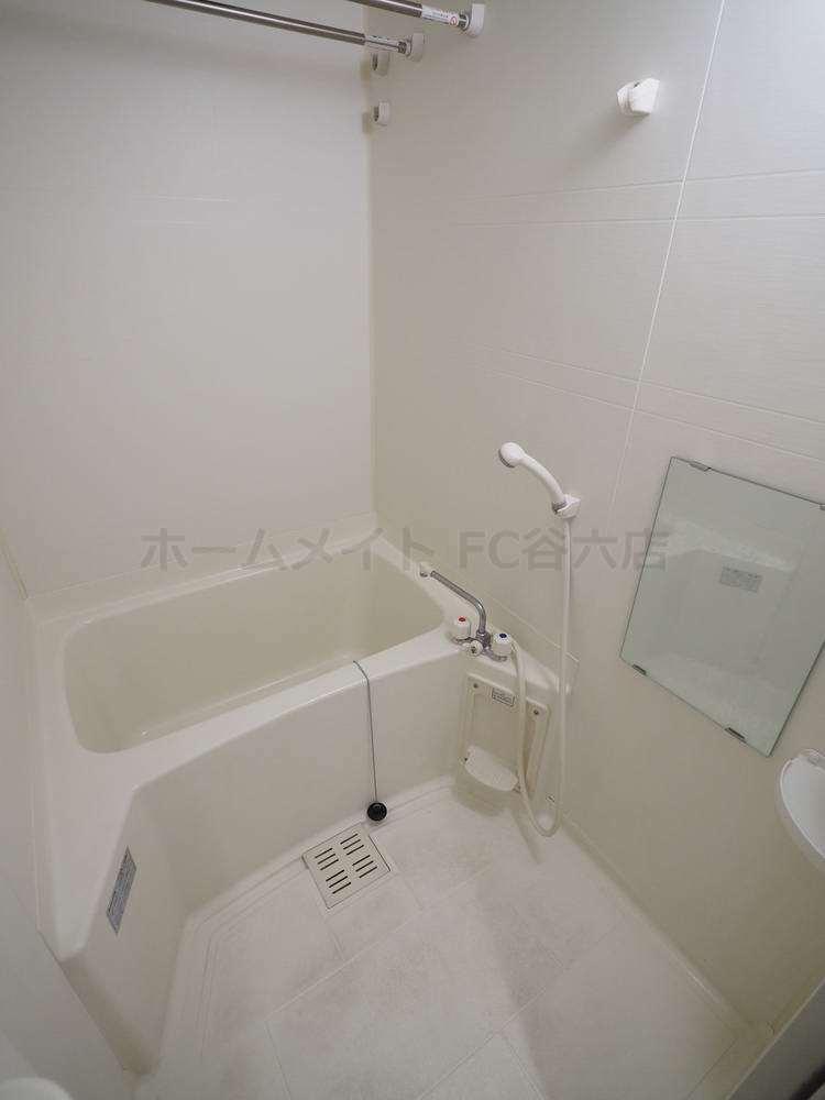 拡大写真:S-RESIDENCE Hommachi Marks 12階1202の風呂