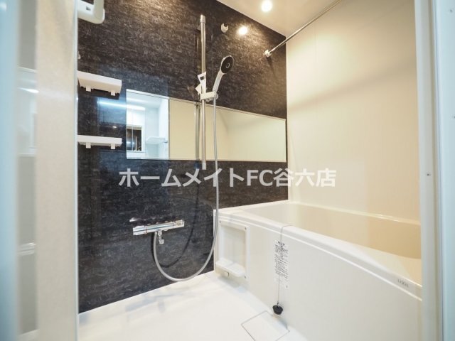 拡大写真:Alivis三国本町 2階201の風呂