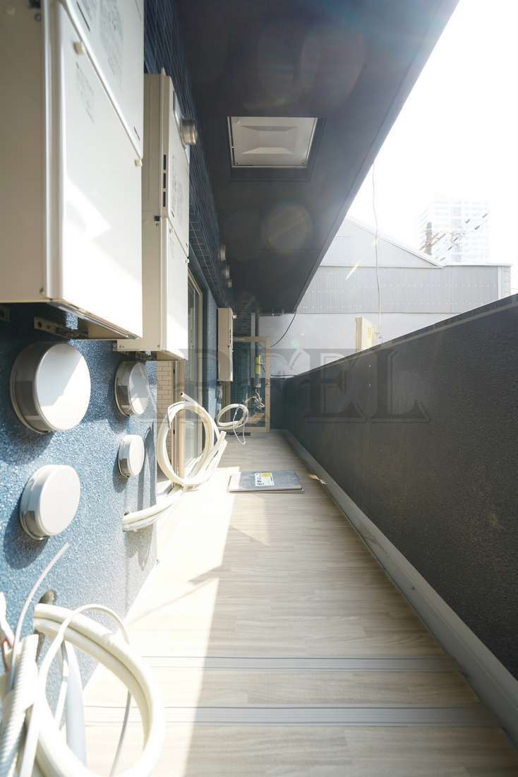 拡大写真:プレサンス松屋町ヴィゴラス 3階302のバルコニー