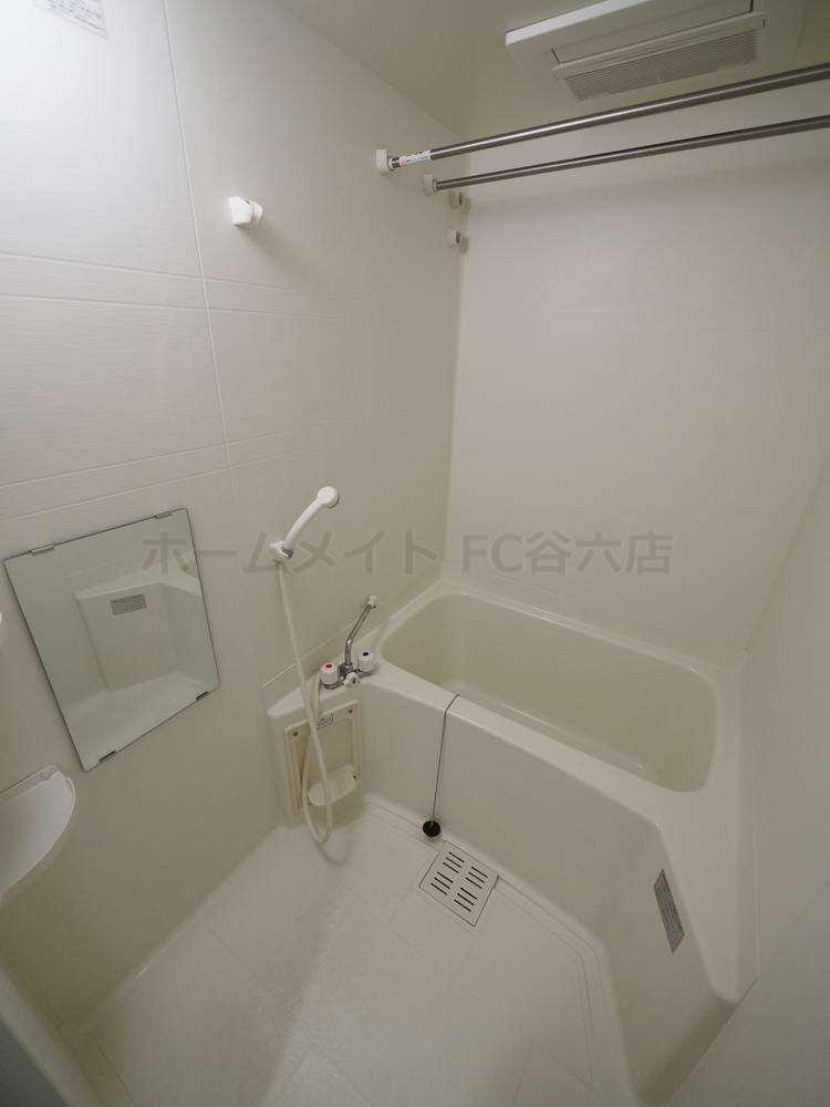 拡大写真：S-RESIDENCE　Hommachi　Marks 12階1205の風呂