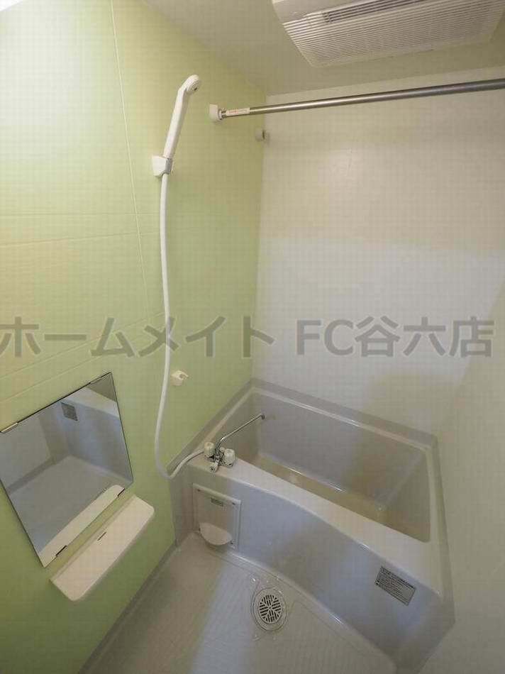 拡大写真:エスグランデ梅田ノース 5階501の風呂