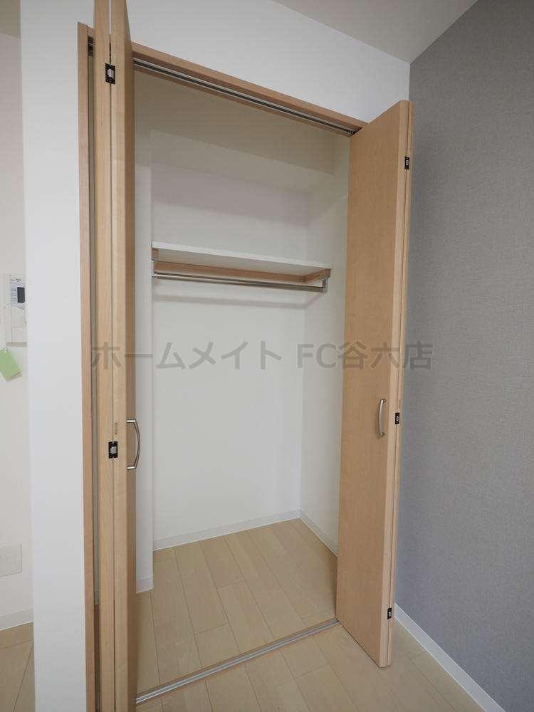 拡大写真：ラ・フォンテ松屋町 2階205の収納