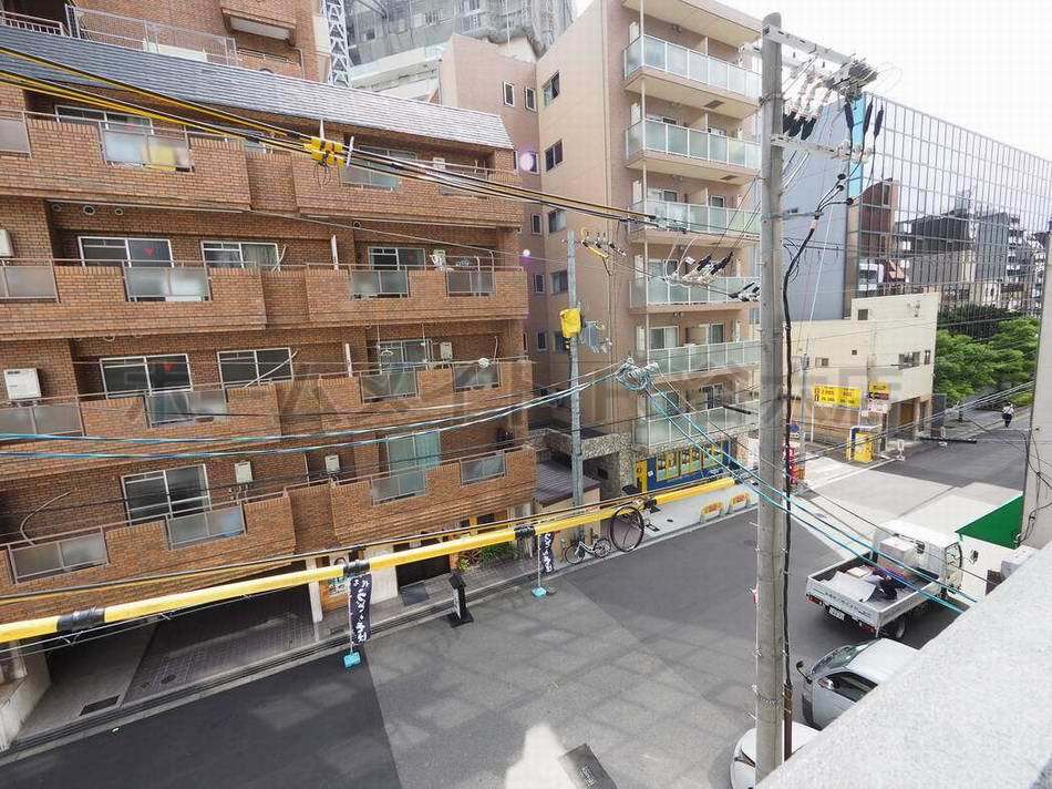 拡大写真:ファーストフィオーレ本町イーストⅡ 3階302の展望