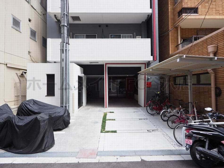 拡大写真:グランパシフィック北新町 7階701のエントランス