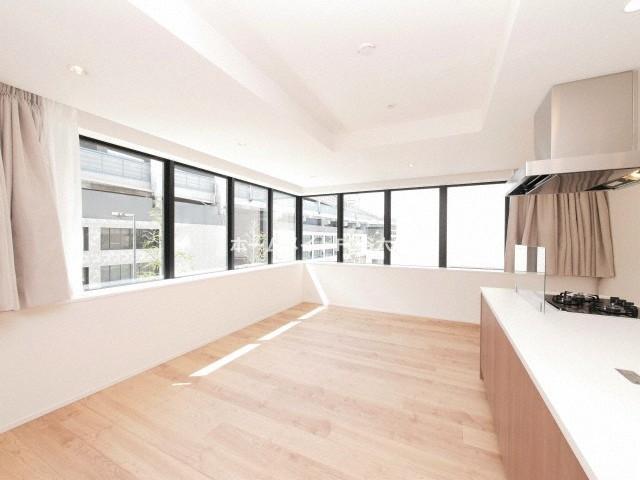 拡大写真:RJR堺筋本町タワー 5階503の居間