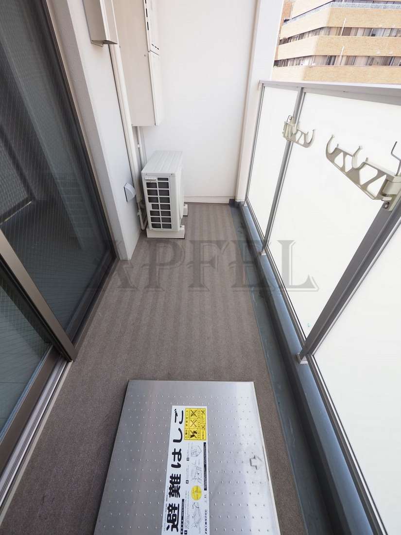 拡大写真:シーズンフラッツ靭本町 3階301のバルコニー