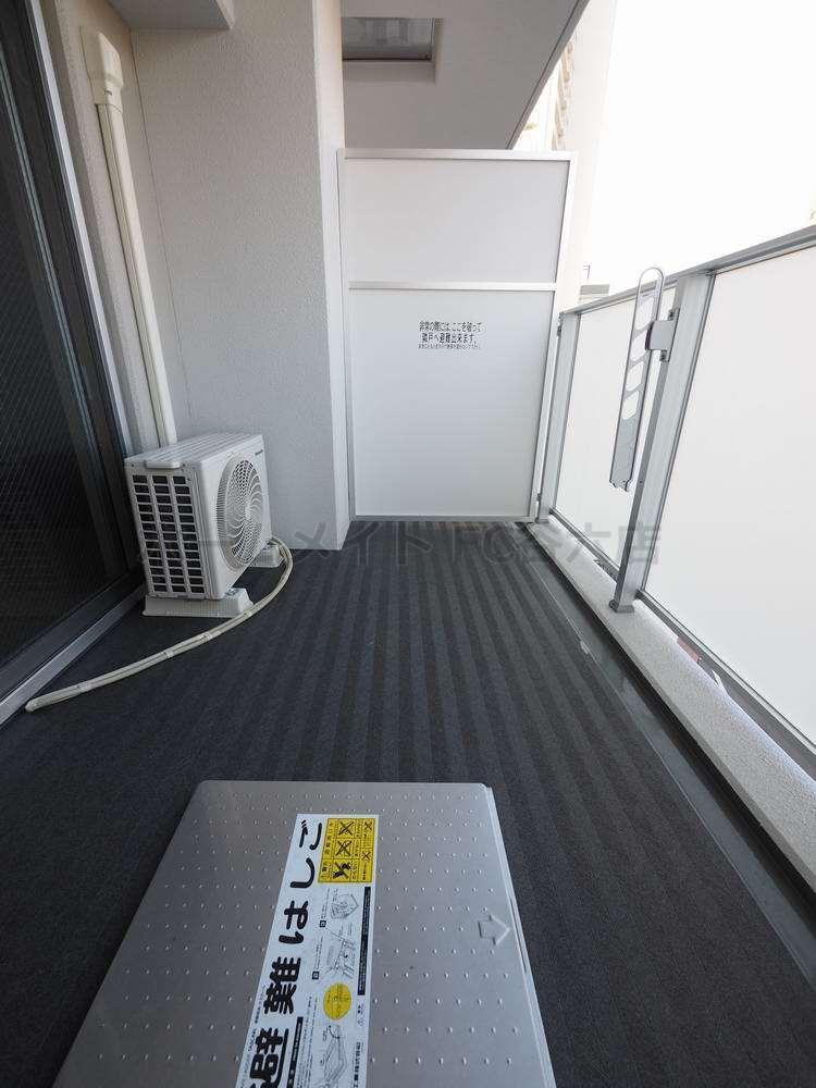 拡大写真:M CUBE 5階502のバルコニー